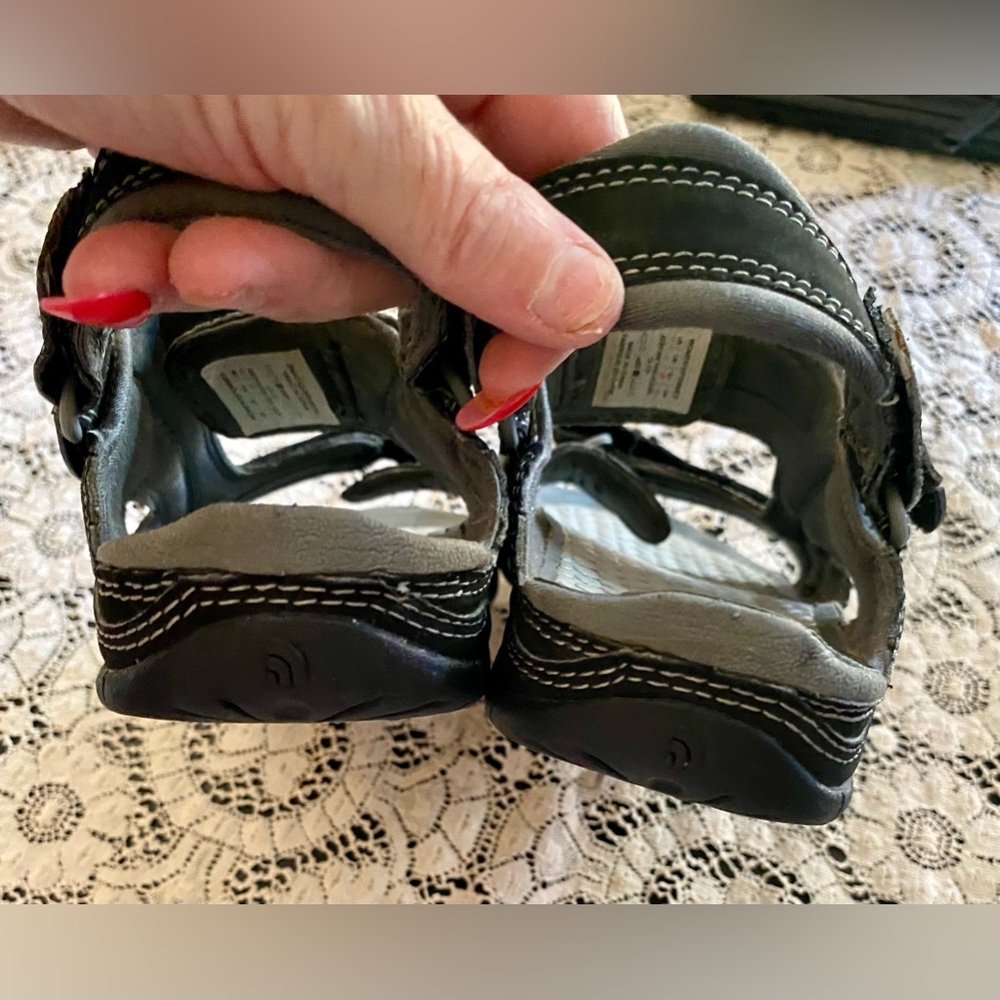 The North Face Black and Gray Sandals - Picture 8 of 12